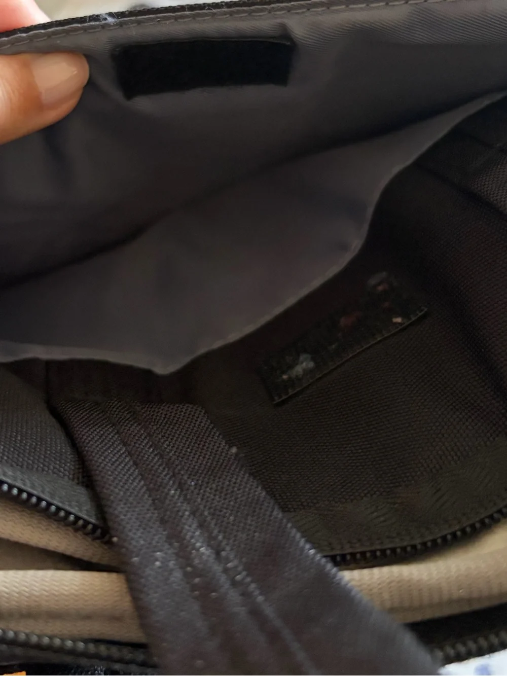 Laptop bag - Picture 3 of 6